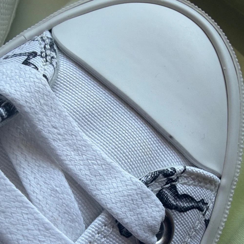 NWT Burberry White High-Top Sneakers Mythical Alphabet Collection size 37.5 - Picture 3 of 13